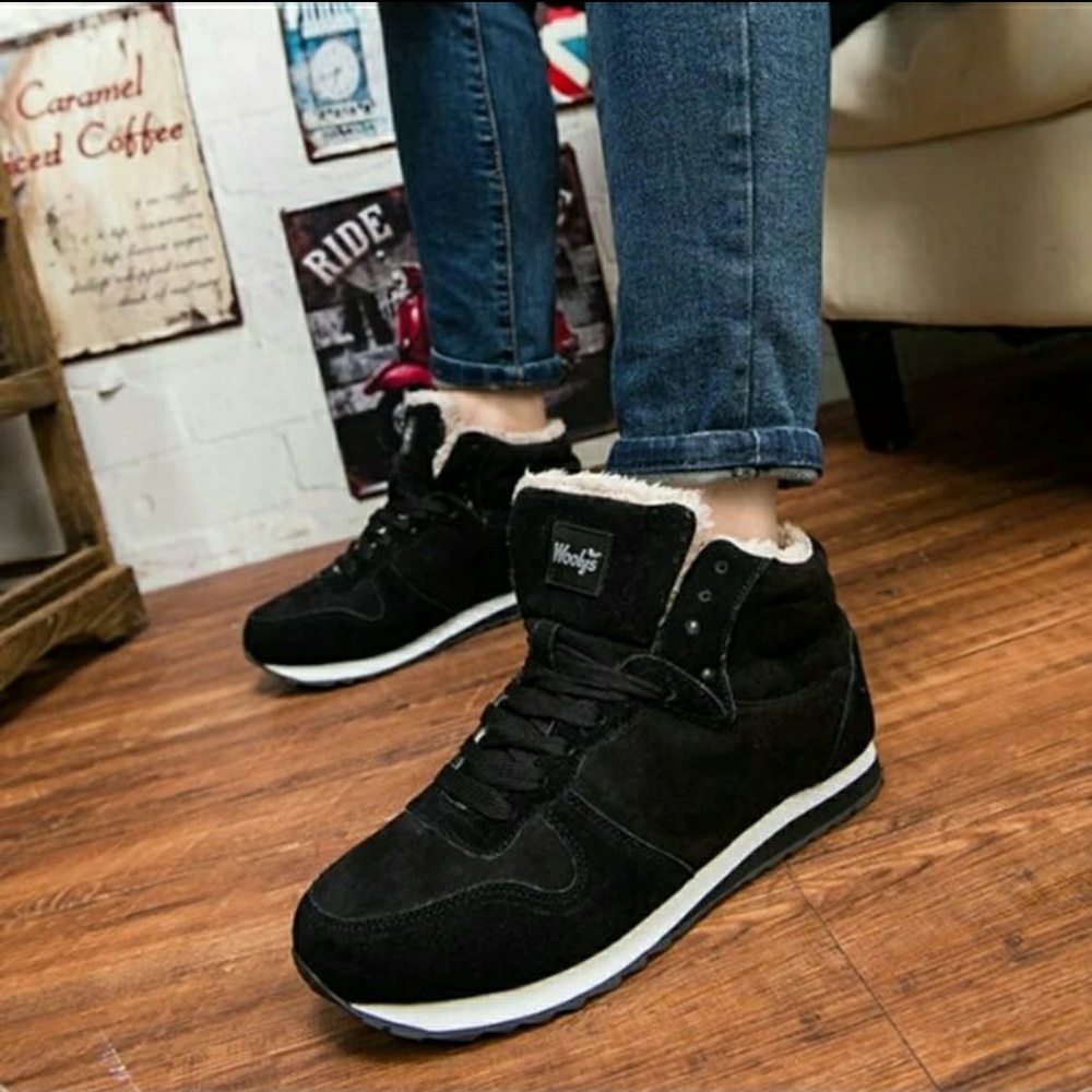 Men's Boots - Picture 3 of 4